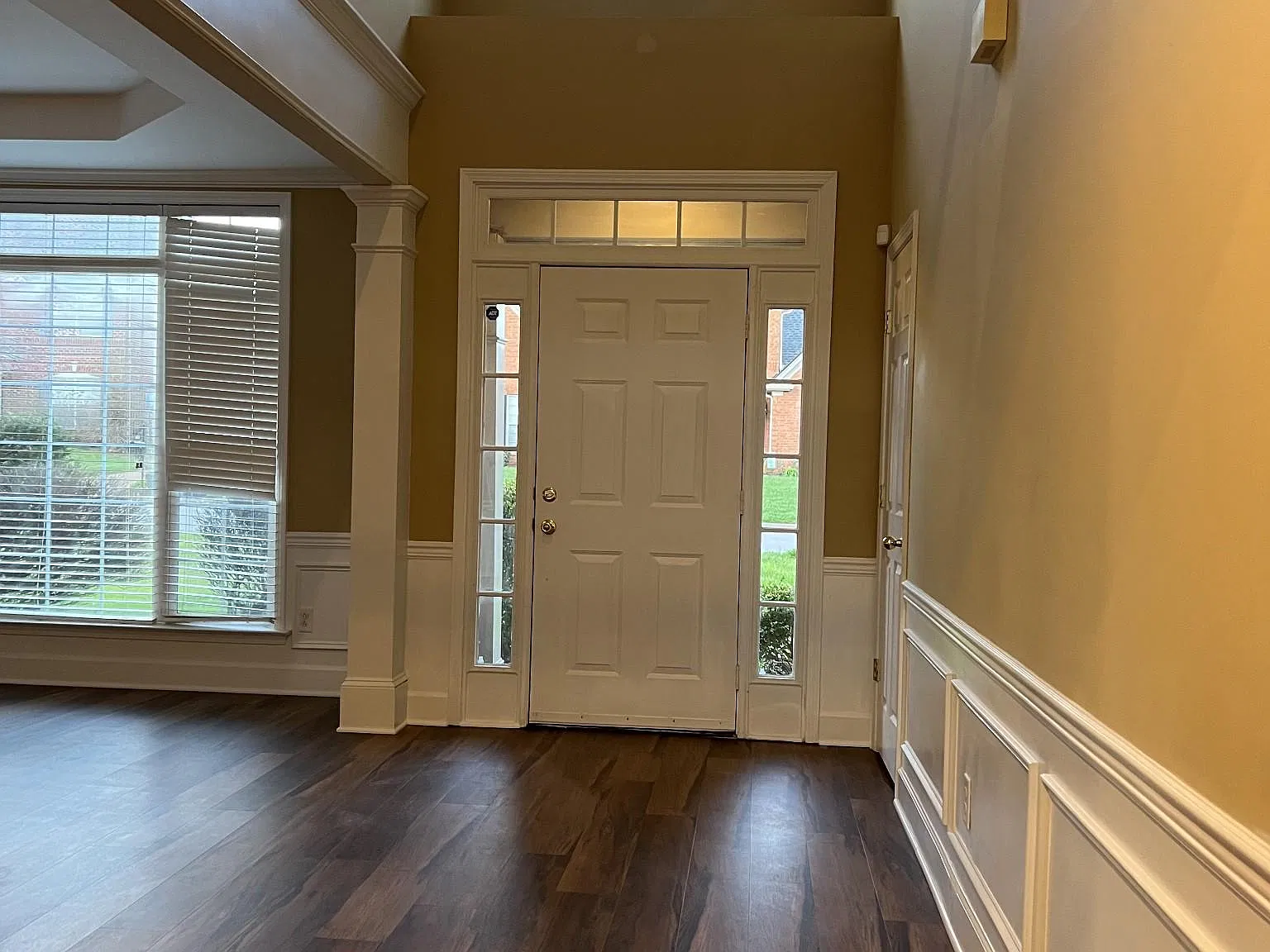 4 bed, 3.5 bath, 3184 sqft, $4,250 — Photo 4