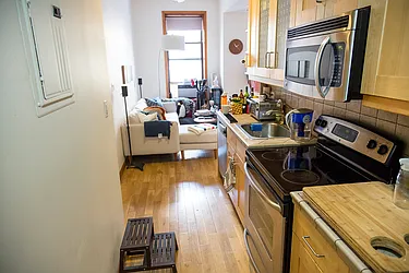 Rented by Easy Rental LLC