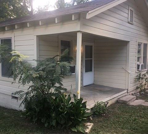 2nd image of 239 Leonard St