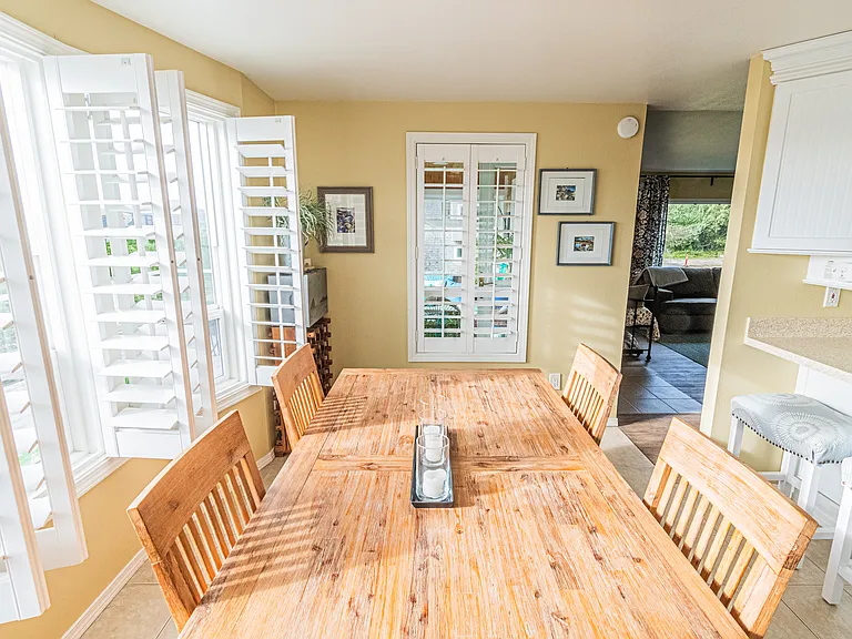 35300 Rueppel Ave — Photo 13