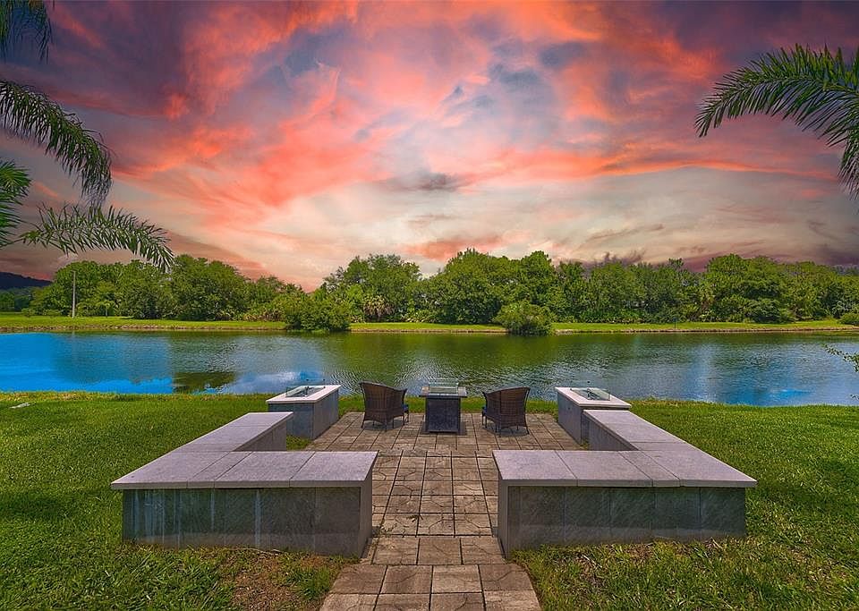 1st image of 9061 PINEBREEZE DRIVE