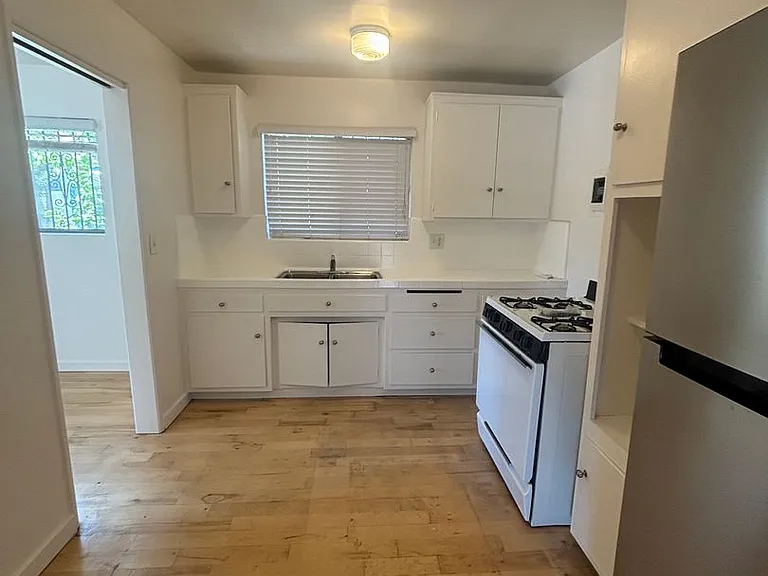 1314 Maltman Ave — Photo 3