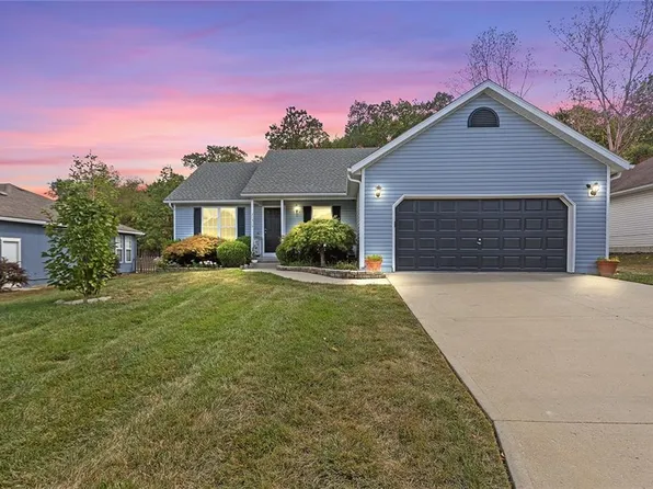 21313 E 51st St S, Blue Springs, MO 64015