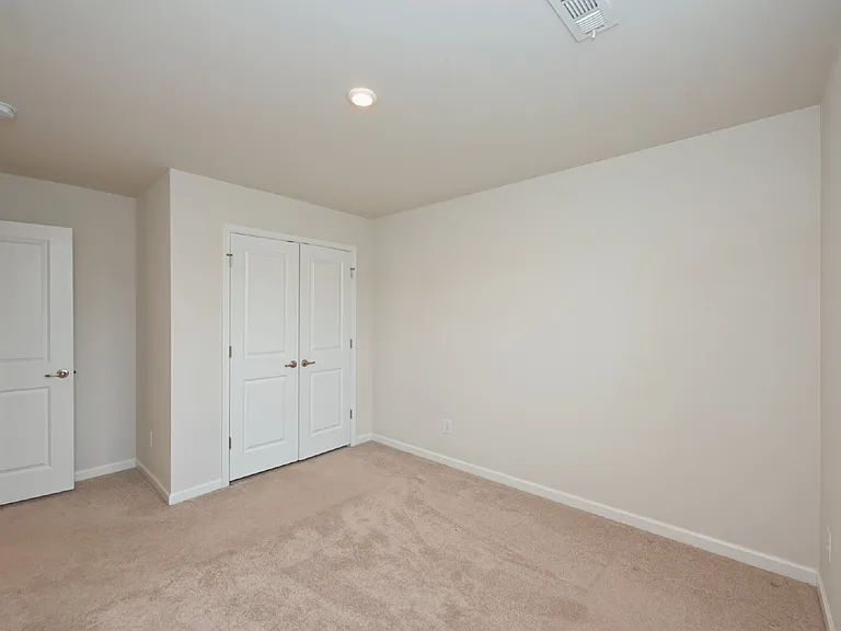 633 Exmoor Dr — Photo 20