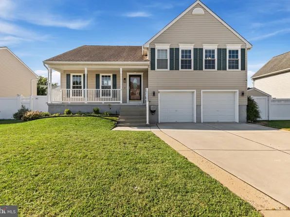 5 Snug Lagoon Ct, Middle River, MD 21220