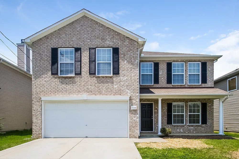 4 bed, 2.5 bath, 2124 sqft, $2,570 — Photo 1