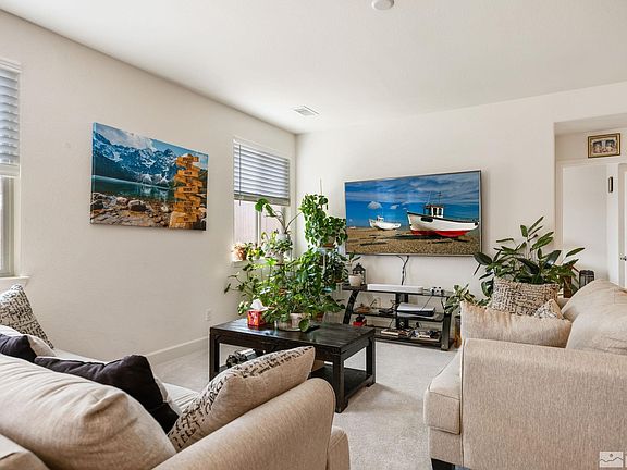 3rd image of 6771 Lookout Peak Dr