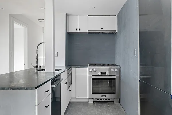 Rented by Wright Realty Group | media 26