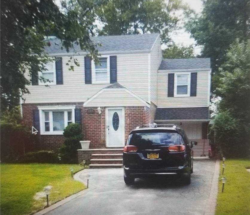 1st image of 129 Emily Ave