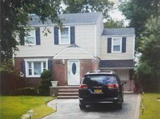 129 Emily Ave, Elmont, NY 11003