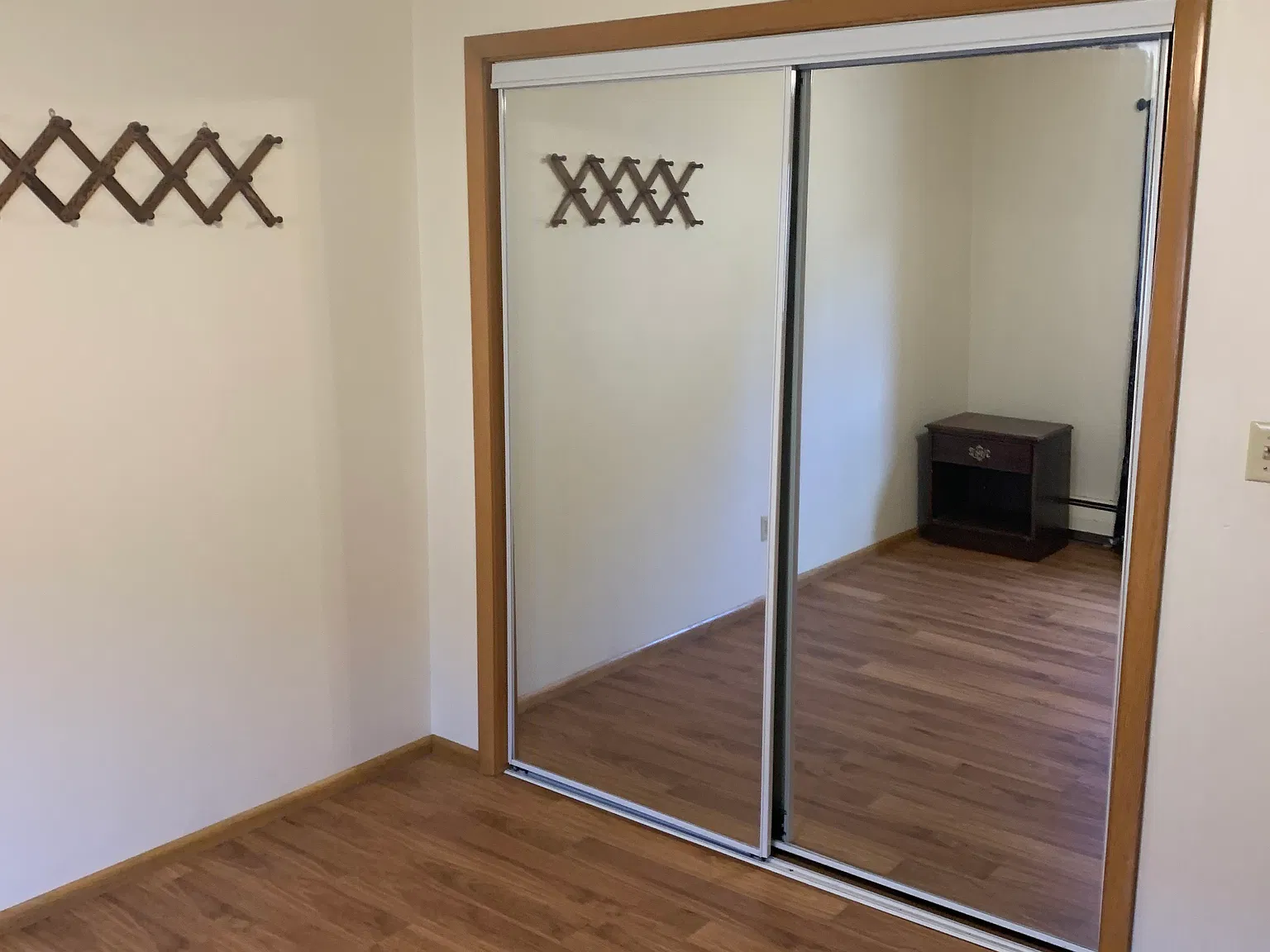2 bed, 700 sqft, $1,260 — Photo 4