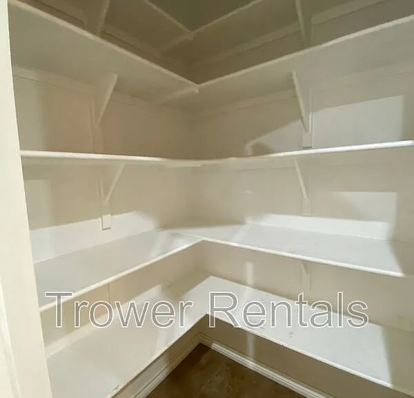 3406 Bastrop Ave — Photo 10