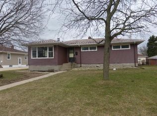 3010 173rd St, Hammond, IN 46323