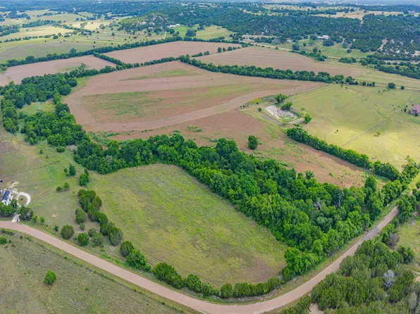 Fm 2136, Clifton, TX 76634