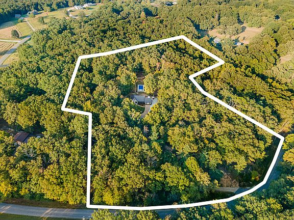 2nd image of 1340 Puckett Hollow Rd