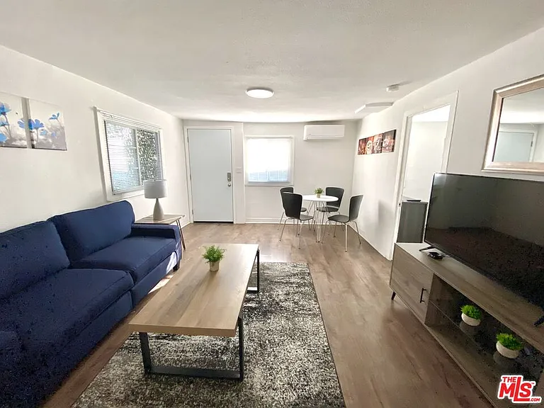 4812 Pickford St — Photo 5