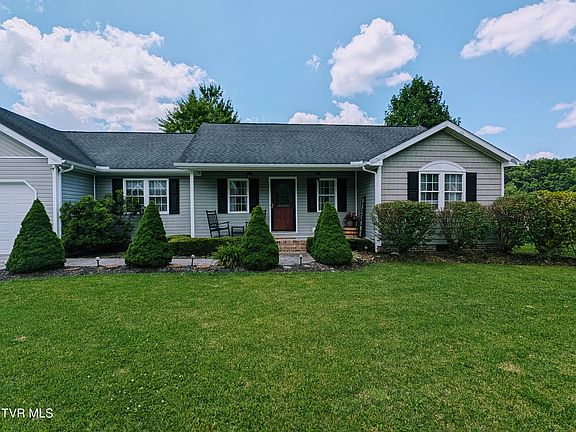 2nd image of 9954 Greenwood Cir