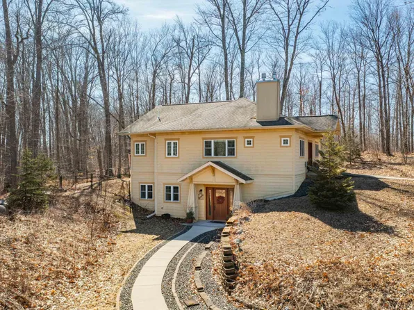 23118 Old Stones Throw Rd, Cohasset, MN 55721