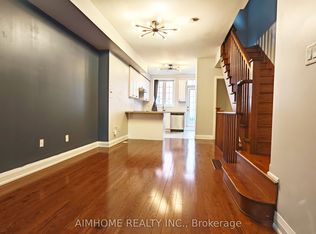 40 Raffeix Ln, Toronto, ON M5A0G5