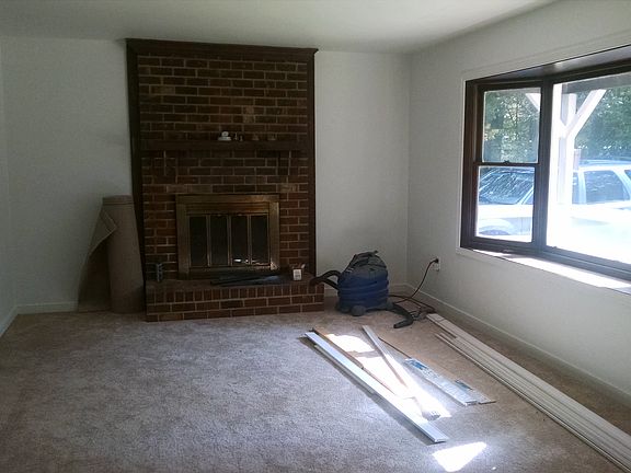2nd image of 2850 Corso Dr