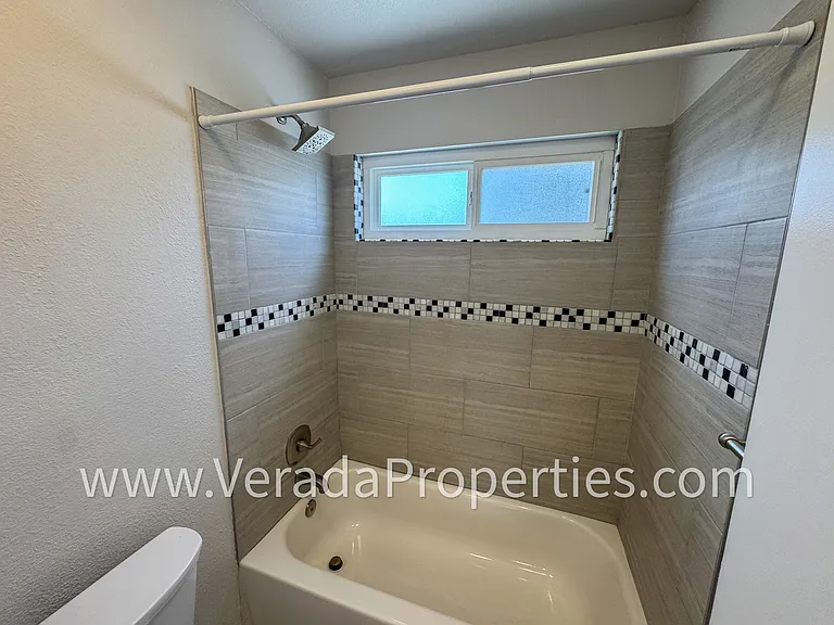 3533 42nd St #9 — Photo 7