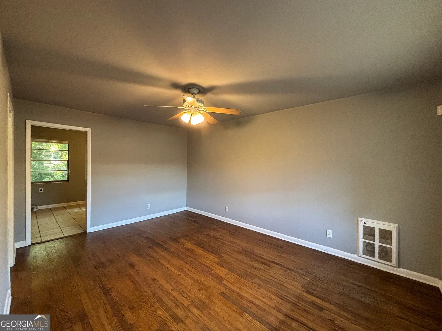 1 bed, 1.0 bath, 675 sqft, $1,000 — Photo 3