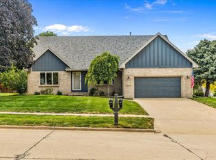 4478 91st St, Urbandale, IA 50322
