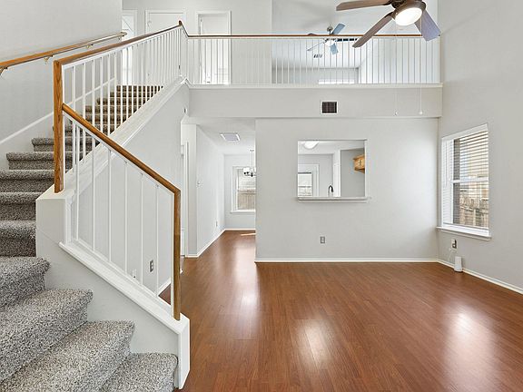 4th image of 1013 Sweet Melissa Dr