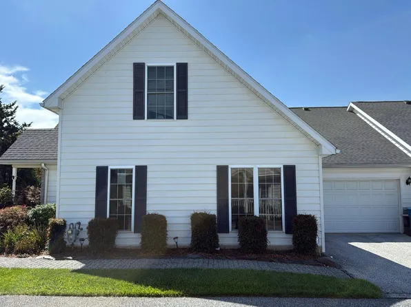 302 Clarks Way #302, York, PA 17403