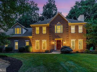 3124 Hunt Rd, Oakton, VA 22124