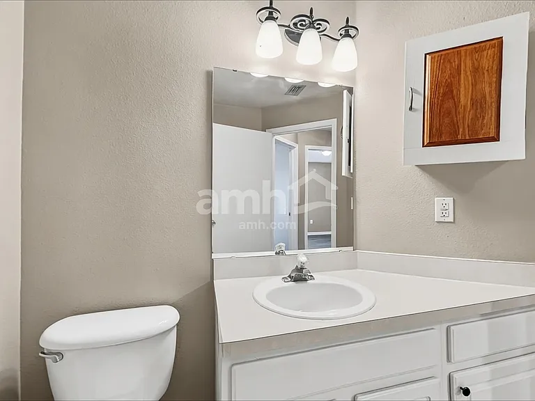 1107 Summer Breeze Dr — Photo 14