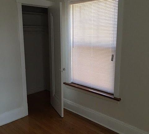 4th image of 430 Linden Ave #S1