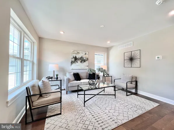 109A Ridge Blvd, Brookhaven, PA 19015