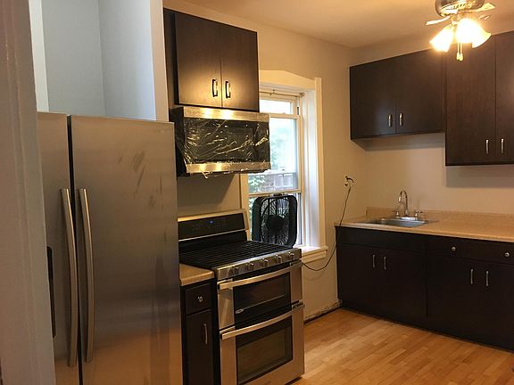 5th image of 1725 N Luna Ave #1