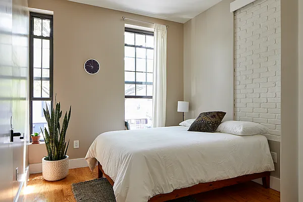 Rented by Nolita Group | media 15