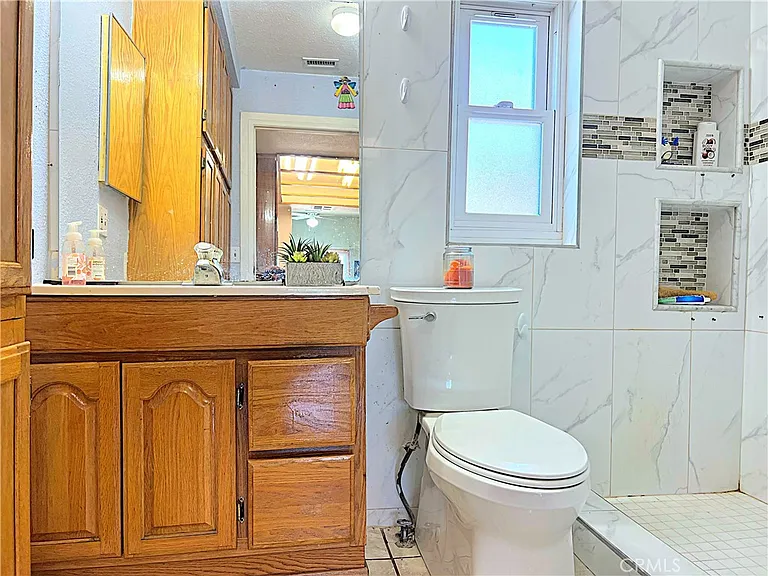 17601 Sycamore Ln — Photo 18