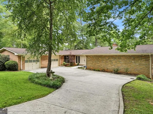 2553 Amalfi Dr, Conyers, GA 30012