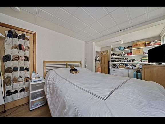 4th image of 50 Hollis St #1