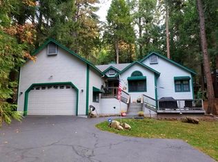 6726 Topaz Dr, Pollock Pines, CA 95726