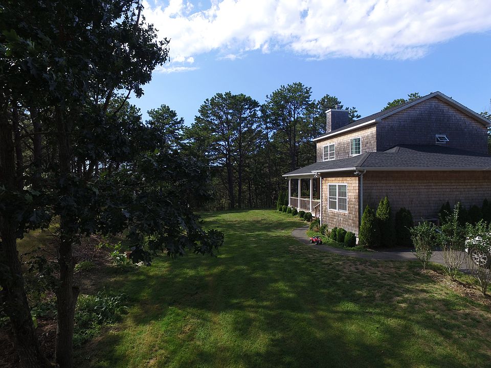 1st image of 6 Seneca Drive #None