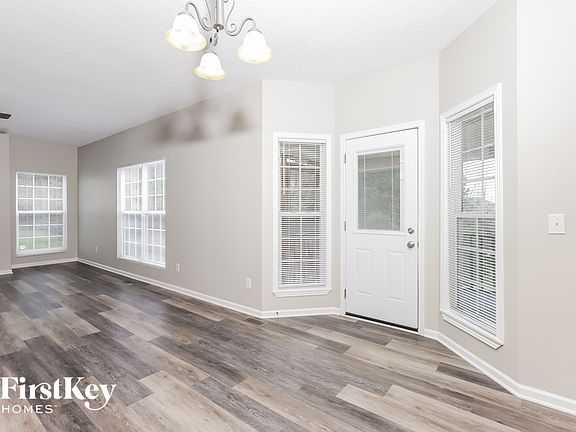 4th image of 8709 Gooch Ct