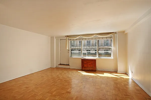 Sold by Corcoran | media 7