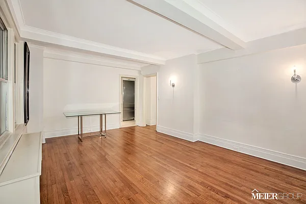 Rented by Compass | media 22