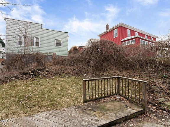 4th image of 1498 2nd Street