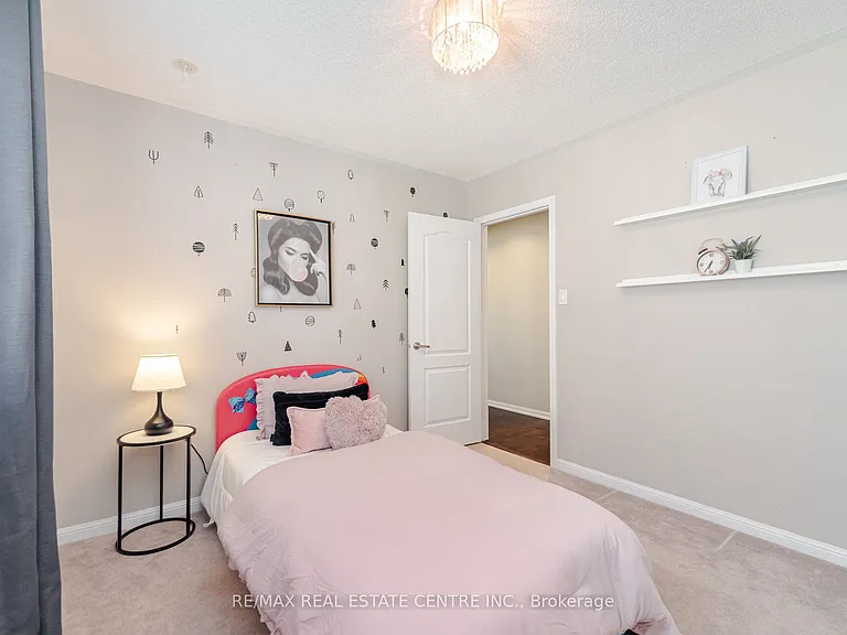 996 Savoline Blvd — Photo 21