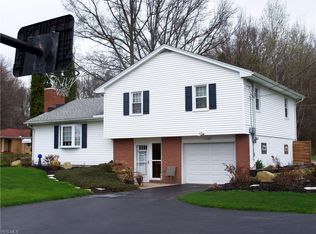 1968 Custer Orangeville Rd, Masury, OH 44438