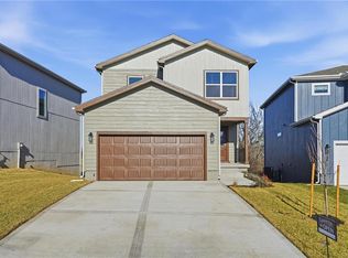 706 Glenn Cir, Raymore, MO 64083