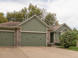 1310 Faulkner Dr, Pleasant Hill, MO 64080
