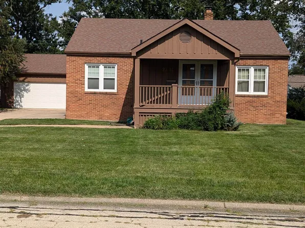 2312 Holland St, Rockford, IL 61102