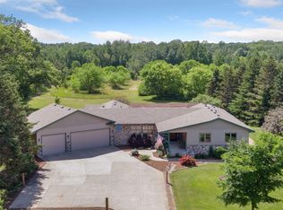 22360 Holly St NW, Oak Grove, MN 55011